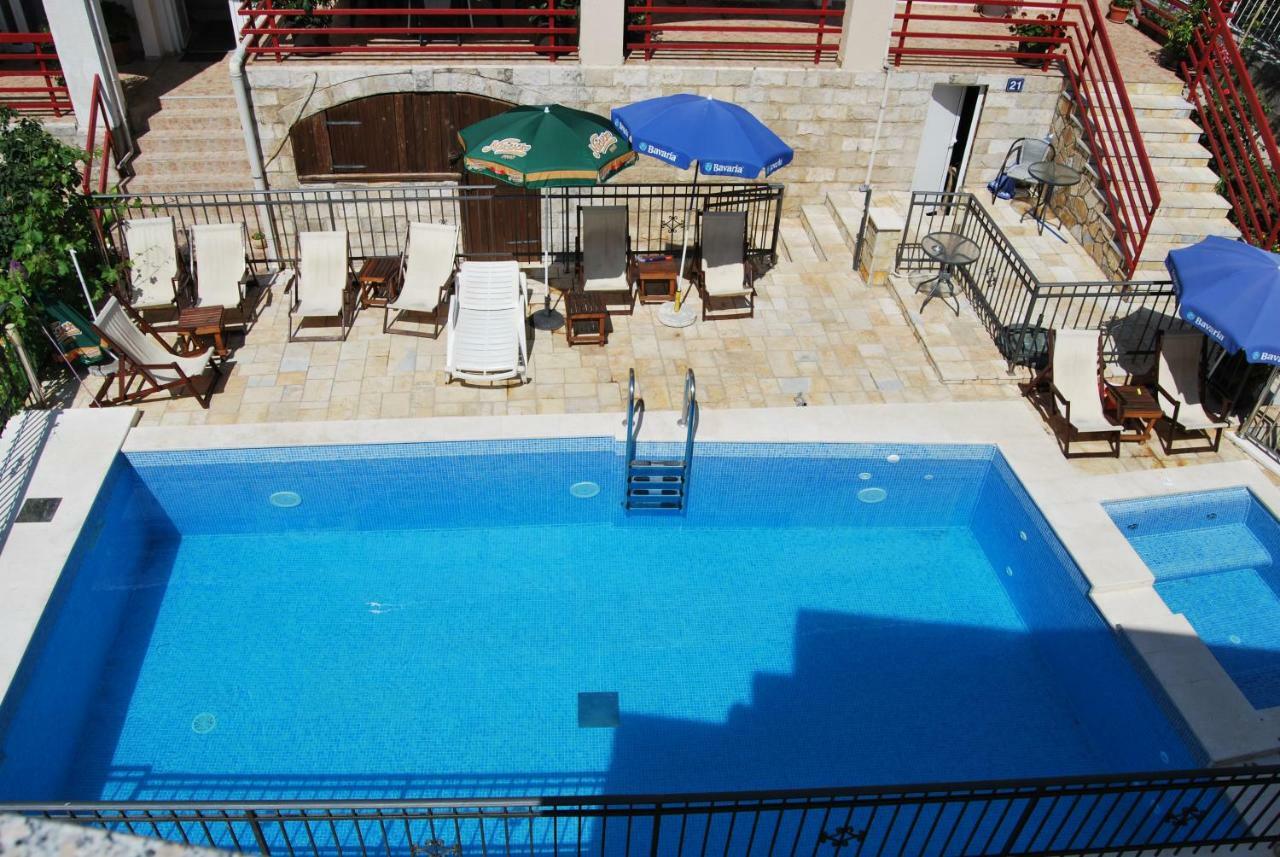 Apartments Srzentic Petrovac Exterior photo