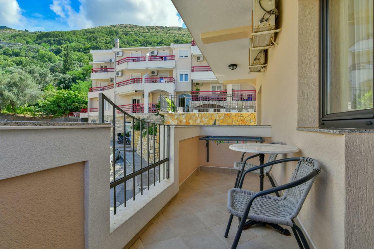 Apartments Srzentic Petrovac Exterior photo