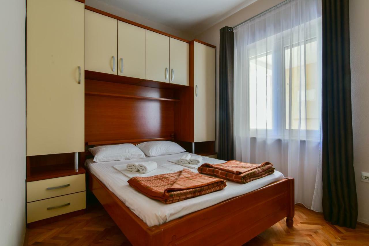 Apartments Srzentic Petrovac Exterior photo