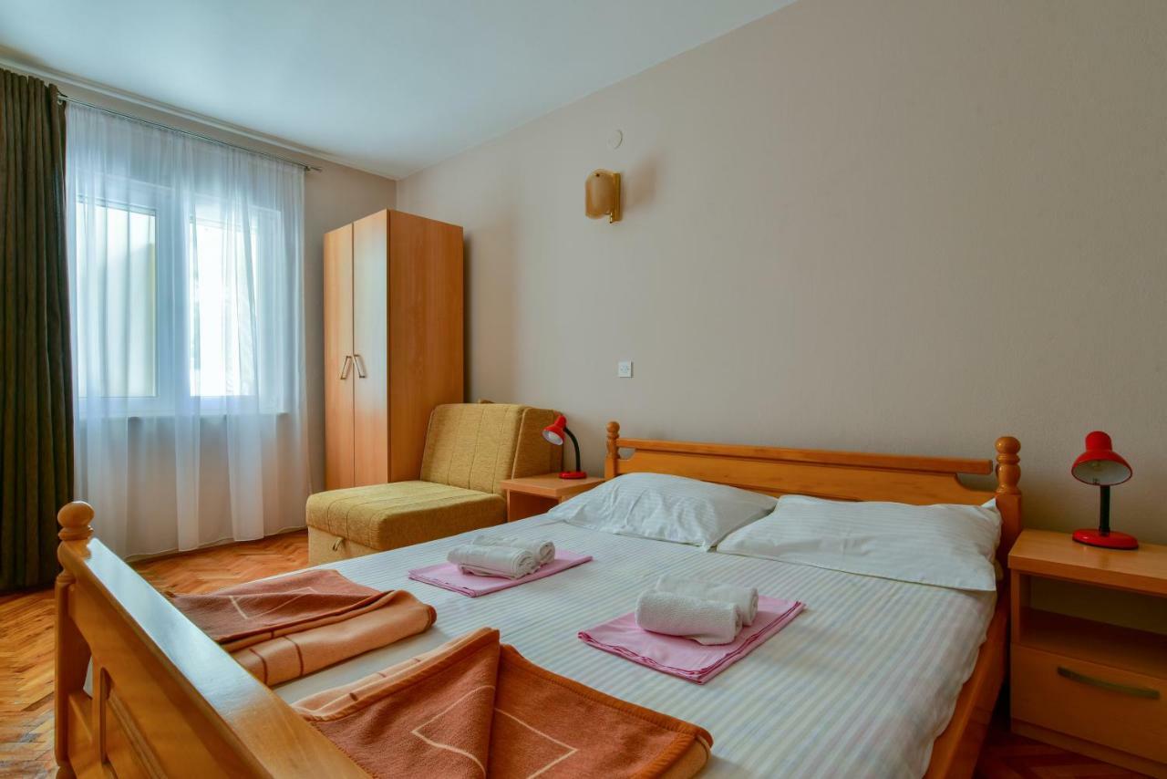 Apartments Srzentic Petrovac Exterior photo